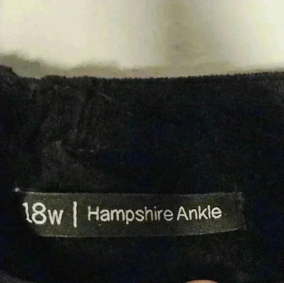 Talbots Hampshire Black Velveteen Flat Front Straight Leg Ankle Pants Plus 18W - Picture 7 of 15